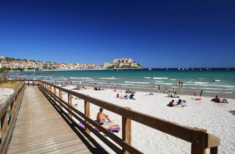 Onda 3* Calvi (Corsica)